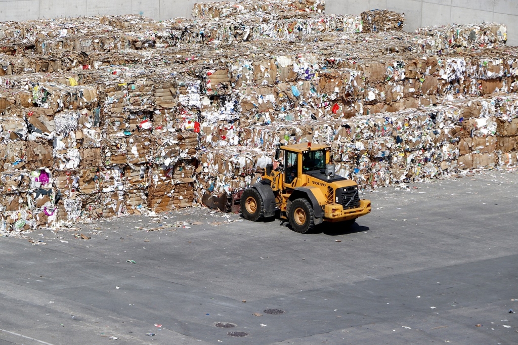 waste-paper-4560238_1280.jpg