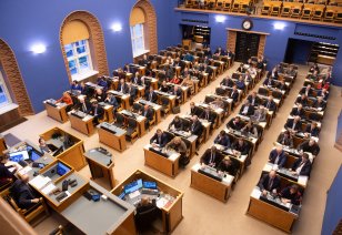 riigikogu_taiskogu_istung._pilt_on_illustratiivne._foto_erik_peinar.jpg