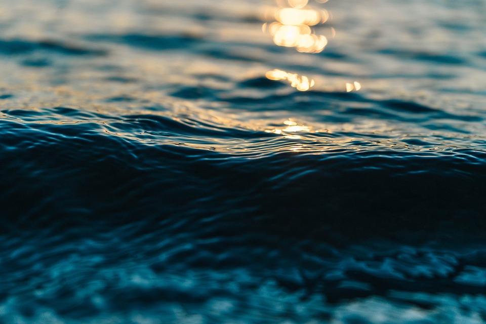 water-2208931_960_720_0.jpg
